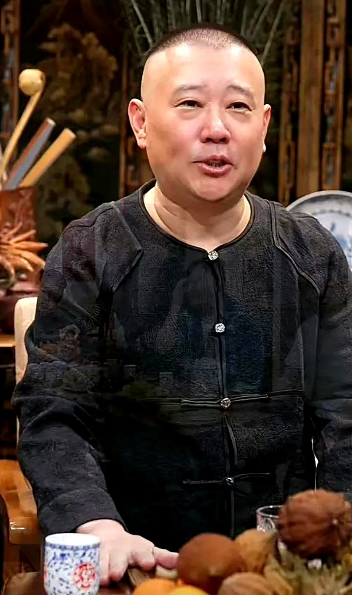 德云社副总主持新节目











德云社这是要上天吗？自家副总栾云平主