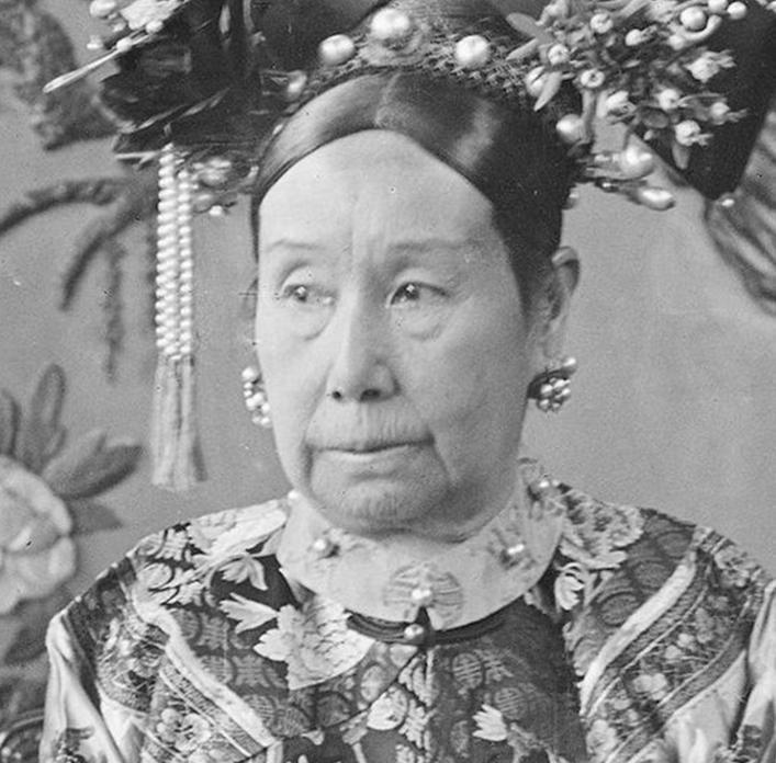 慈禧为啥一定要在死之前也毒死光绪？
光绪三十四年，也就是1908年，十月二十一号
