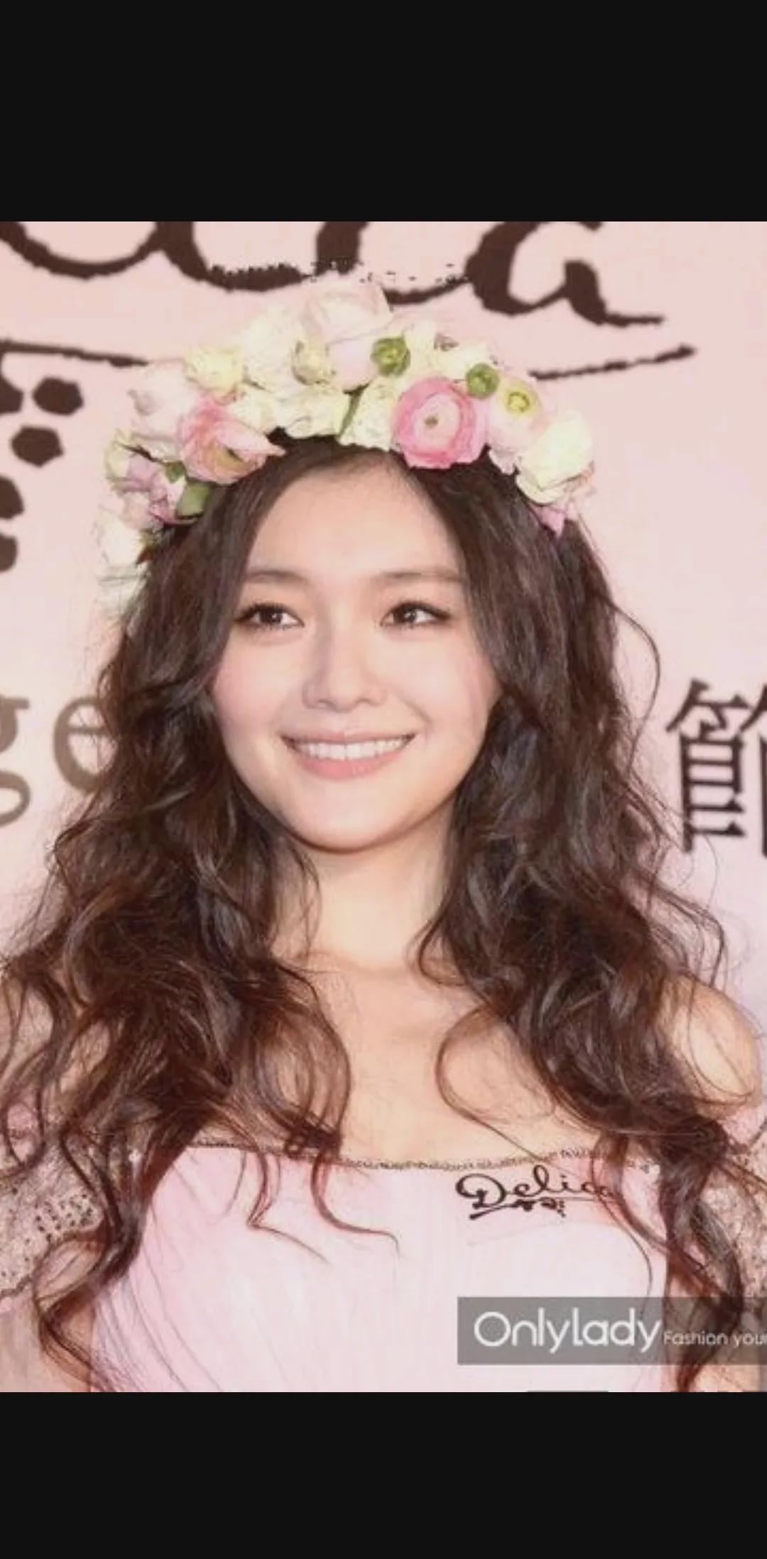 

外表“敦厚老实”的具俊晔真的干出了这种龌龊事他隐藏的可够深的啊

大家可能不