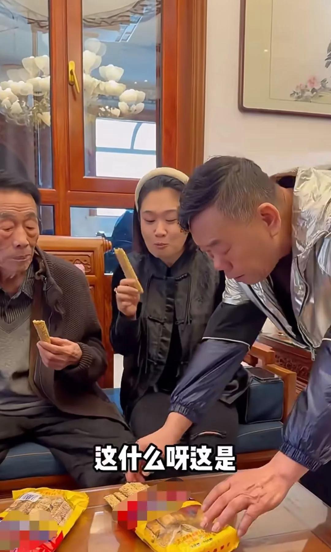 这几个儿子都把他老父亲当道具用了实在可恶！不过老父亲为了儿子冒险，承担，这无可非