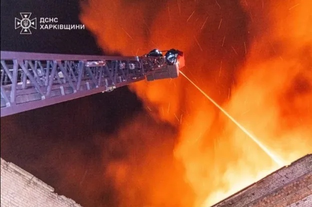 “炸！



炸！



炸！”



当地时间2025年7月20日深夜到21日