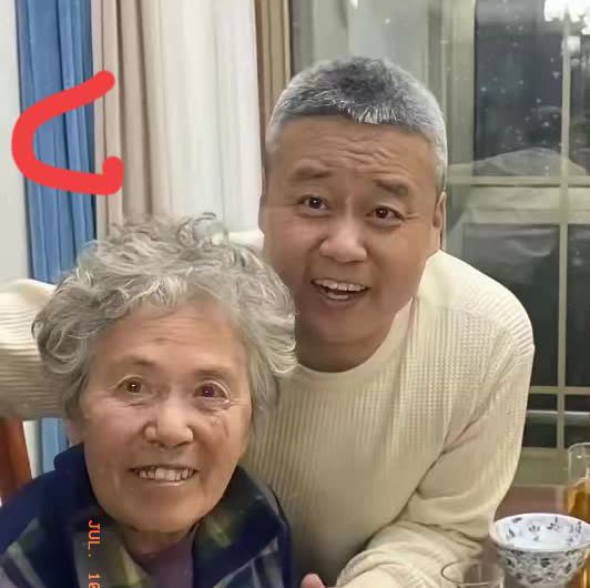 2015年，山东45岁男子因生意失败，负债4600万元，妻离子散，绝望之际，他独