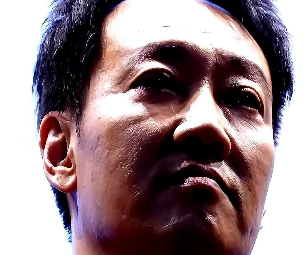 辛柏青深夜崩溃发文！

看完直接破防了！

他说：