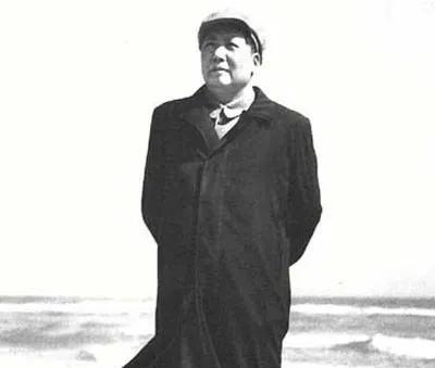 1972年，记者问毛主席：“如果资本主义复辟，无产阶级会再次成为被剥削者吗？“