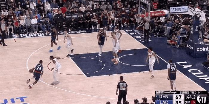 单节12分！回主场的鲍乔丹又活了！
在今天NBA季后赛快船对掘金的第三节比赛中，
