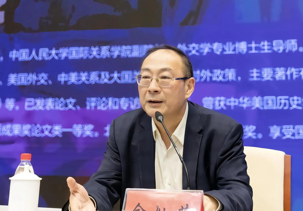 锦囊妙计，金灿荣教授已经献上了，就看后面国家会不会采纳。金灿荣建议邀请特朗普9月