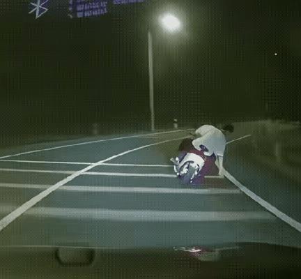 喜欢摩擦就让你磨擦个够。