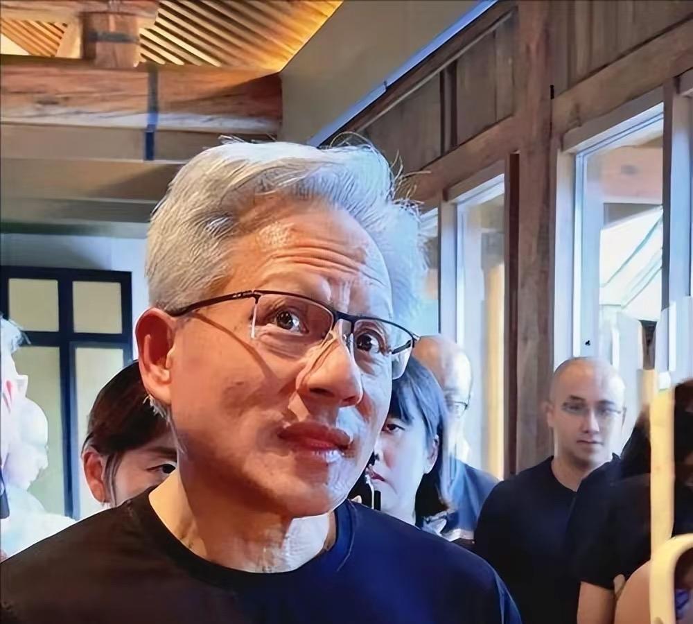 命门不能被人控制
H20芯片后门事件，也给我们所有人上了一堂刻骨铭心的课，核心技