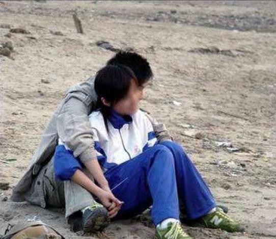 新疆，15岁女孩开学体检被检查发现怀孕12周，医院随即报警，警方查明系其与21岁