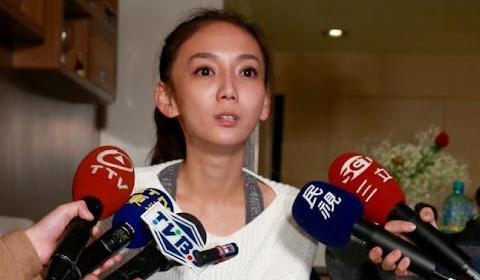 给“台独”当了11年工具人的女明星，上个月被捕后直接大小便失禁，曾经众星捧月的“