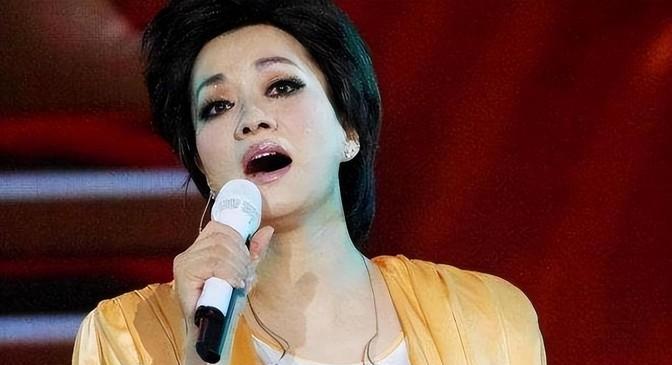 1992年，毛阿敏用一首童谣，向世界公开了中国的一个绝密军事基地
1992年8月
