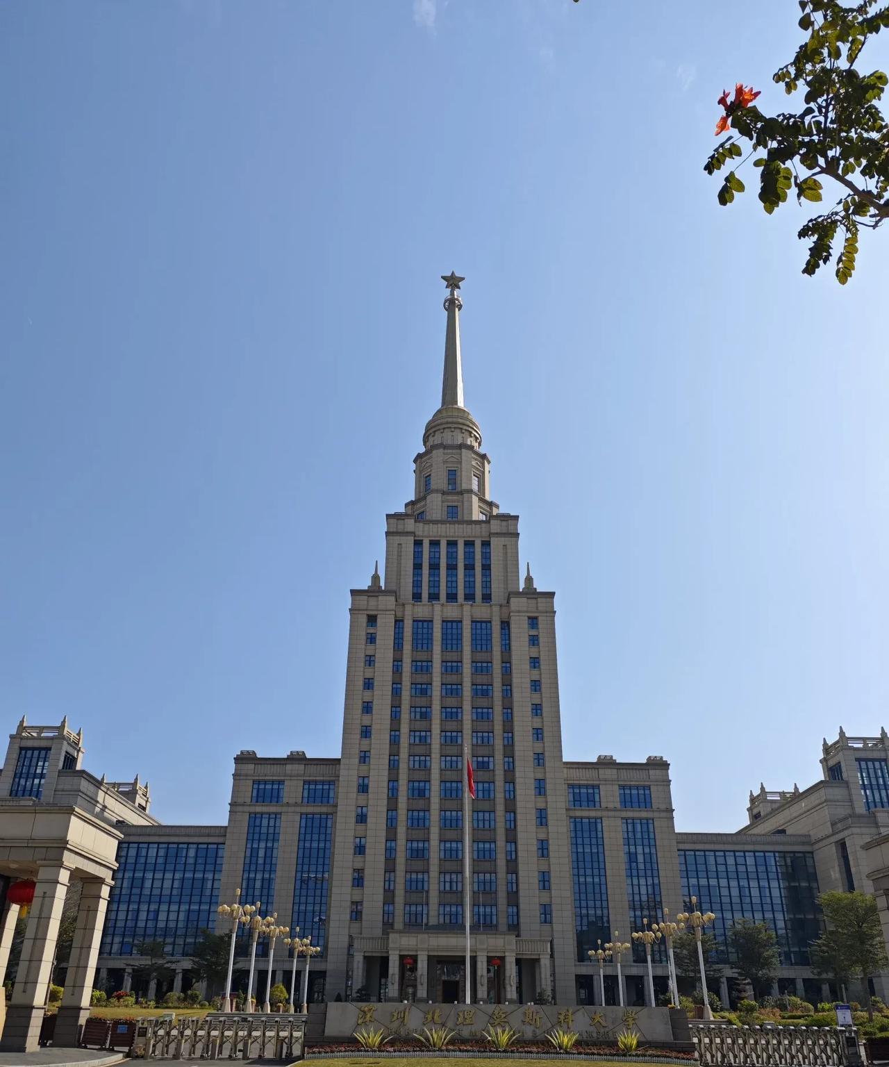 乌克兰在五月九号就能决定自己的的命运。
它要是毁了莫斯科红场阅兵仪式，那么乌克兰