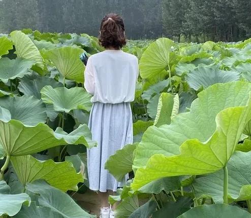 老公前天来儿子家，一个多月没见他，居然感觉陌生了，想想都搞笑。
他是下午五点多到