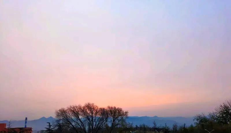 2012年退休的小学高级教师（现在的一级教师职称），教龄满36年，现在月领退休工