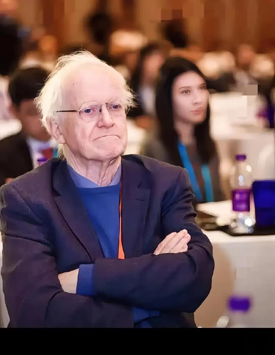 看到这条新闻我都脸红，中国的专家和学者们都干嘛去了？
一个英国学者，花了十年泡
