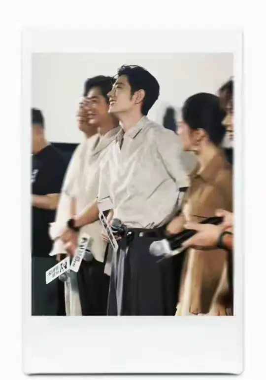 谁懂，港圈大佬突然有了脸
