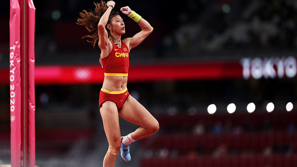 世界田径接力赛：碳纤维钉鞋对短跑成绩的影响阈值