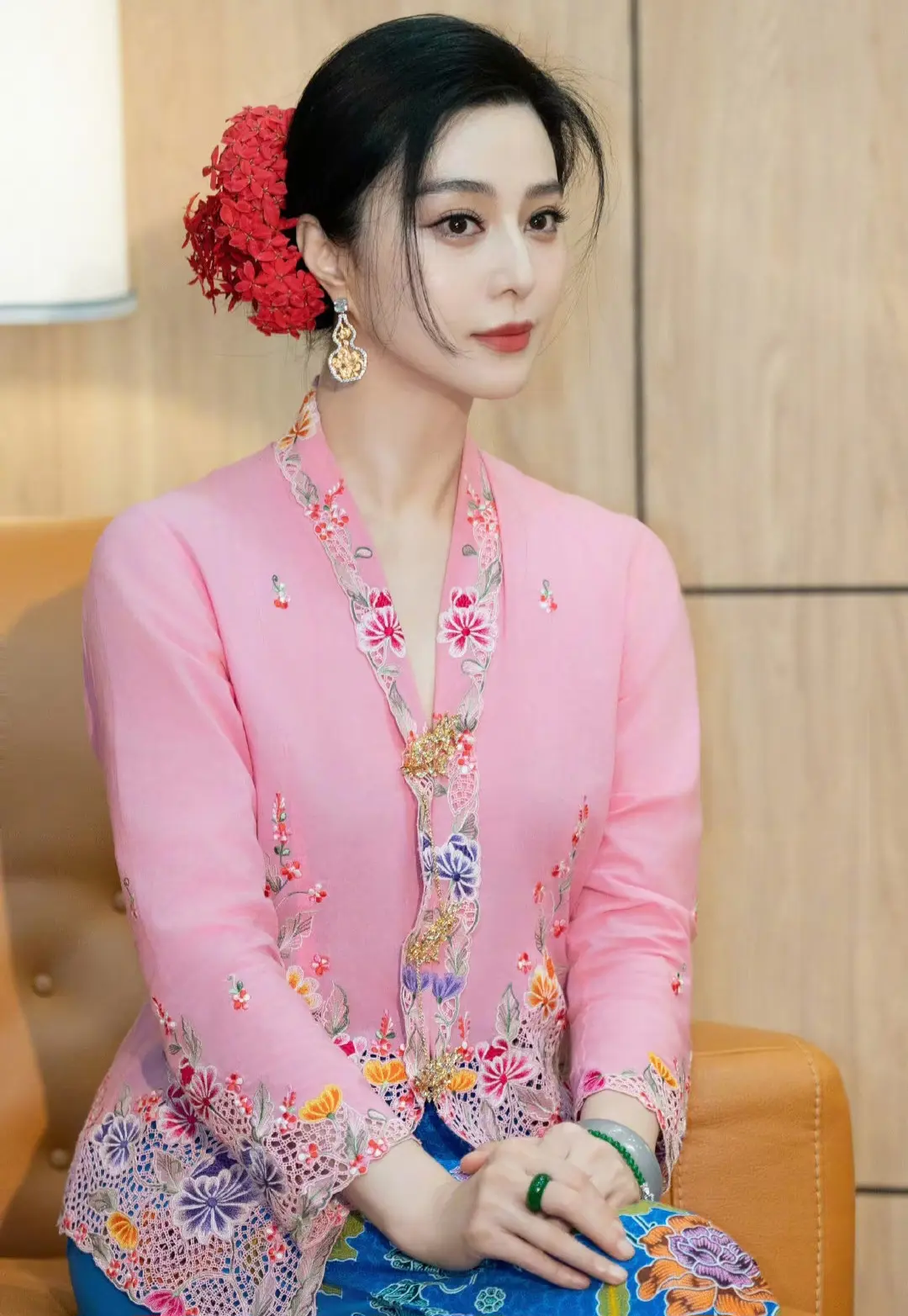 范冰冰这颜值这气质，绝对一流，不知道大黑牛是怎么想的
