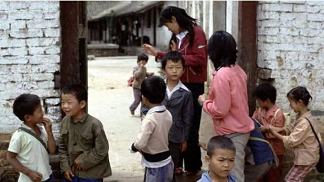 我擅自接回生病母亲让退休老伴照顾，她却带着行李离开了