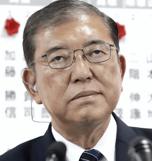 我们不需要日本道歉！因为我们伤亡的3500万同胞并没有给予我们原谅他们的权利和资