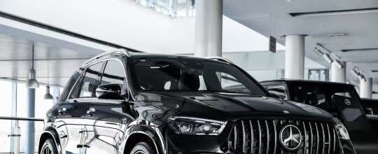 AMG GLE53 4MATIC
快就算了，还这么帅，价格极其功利，配置在图8