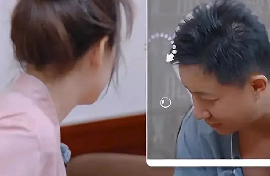 卢靖姗做人真的是太豁达了，可以指责老公忽视自己，卢靖姗却很开心的跟韩庚开玩笑。很