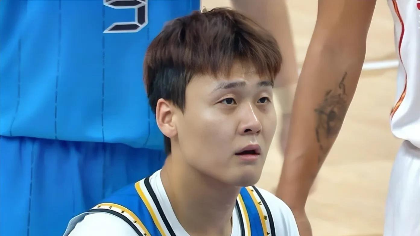 CBA排名一夜大变！辽宁被挤出前4，争冠黑马两连胜，广东排第二