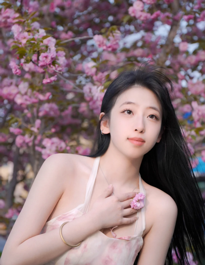 春天肯定要拍花呀，不然拍什么呢