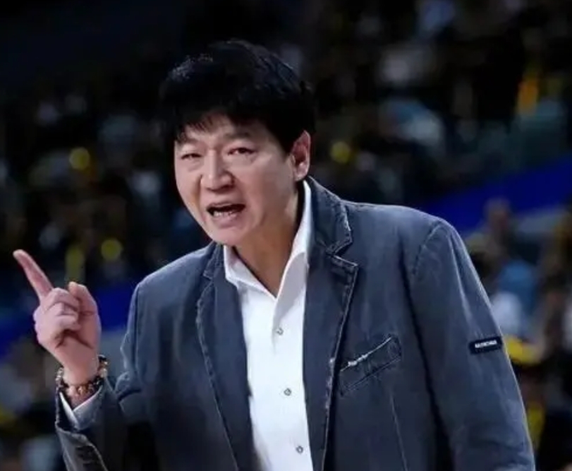 山东赢了山西，邱彪下课危机解除了吗？
昨晚山东高速主场88：78战胜山西，终于，