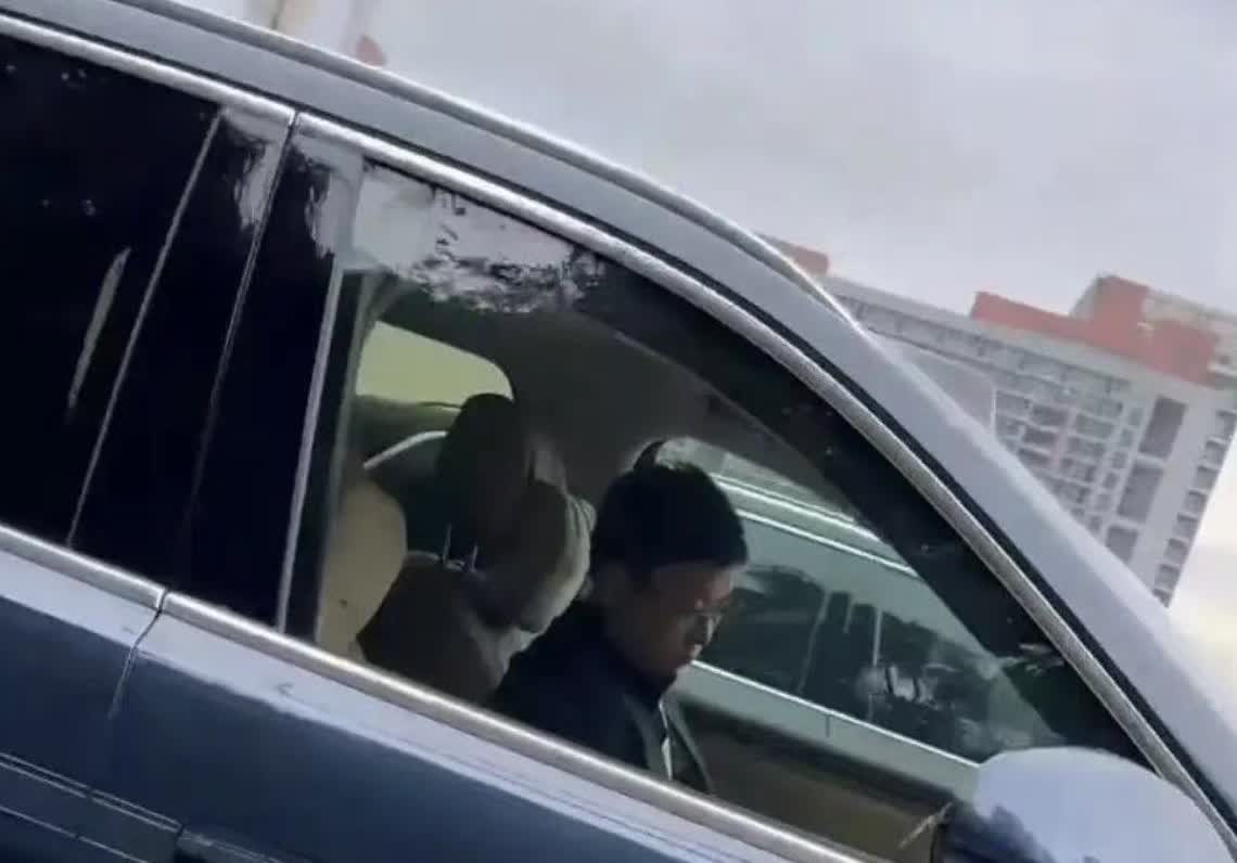 内涵余承东？蔚来：开我们的车没机会在辅助驾驶时睡觉

昨日，“余承东 开车睡