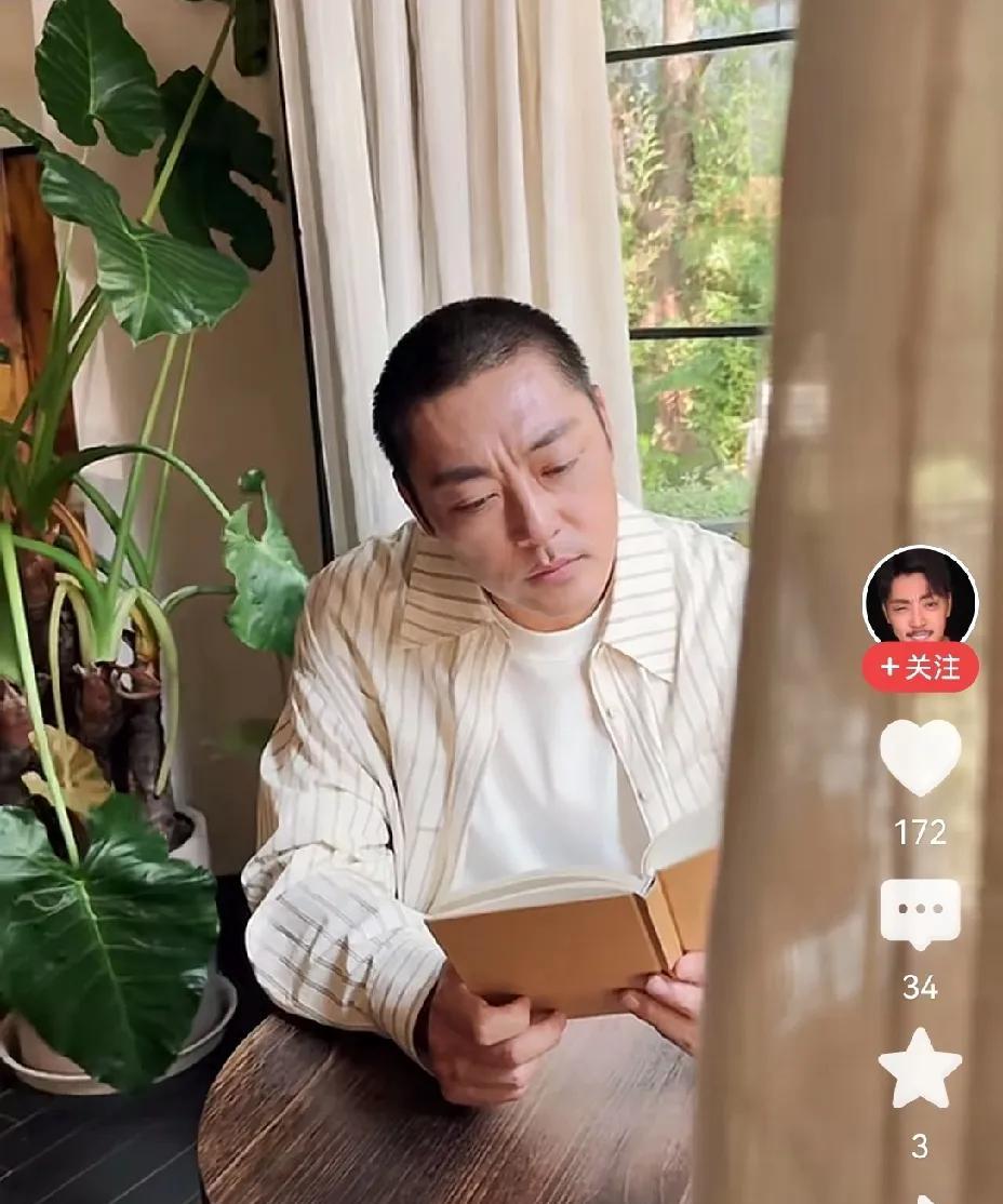 我觉得这个叫赵达的演员，底蕴涵养一般。
演技是好的，大江大河，奔腾年代，佟大为的