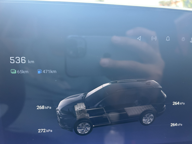 探界者plus馈电高速综合油耗……
连霍高速定速125，全程馈电跑油耗没啥优势，