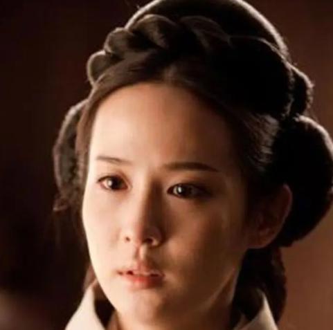 公元前1084年，72岁的姜子牙娶了68岁的马氏，洞房花烛夜，他发现马氏居然未经