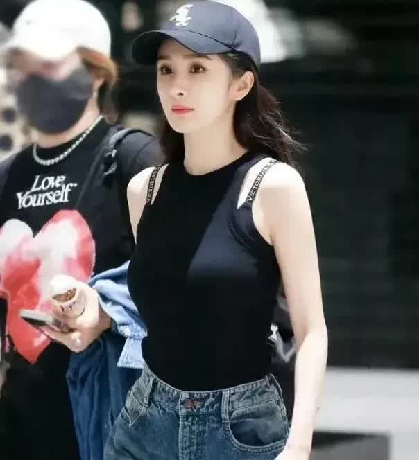 想不到我一个00后，都能看上杨幂这种80后的。