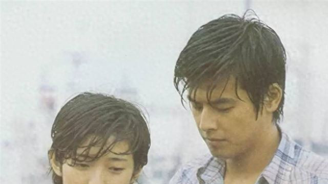 45年前，三浦友和为娶到山口百惠，跟她承诺了3个条件，都实现了