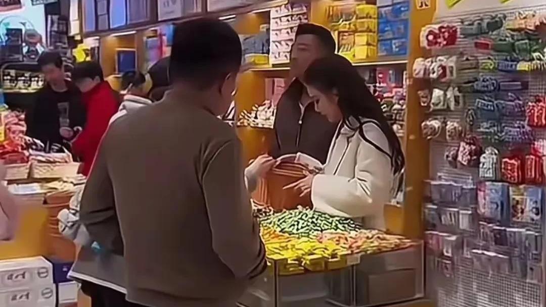 汪小菲甜蜜采购，后妈力爆棚！大S这次真解释不清了？