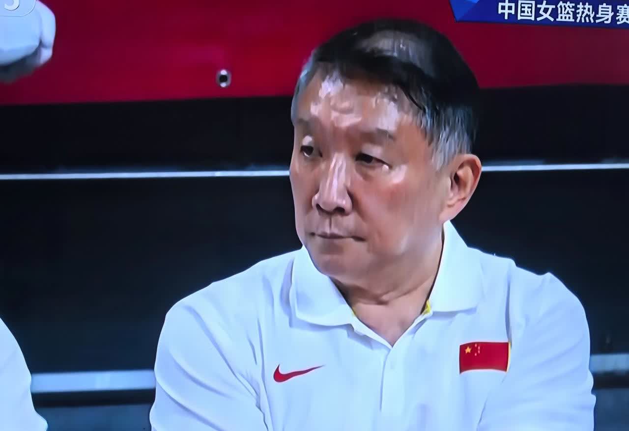 真是“请帅容易送帅难”，宫鲁鸣的去留问题成了热点话题！

首先，篮协之所以启