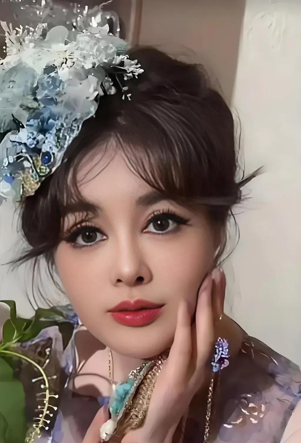 网友问于文红，你觉得韦雪有道德吗？
于文红反呛，怎么，在你眼中，有钱人都是不道德