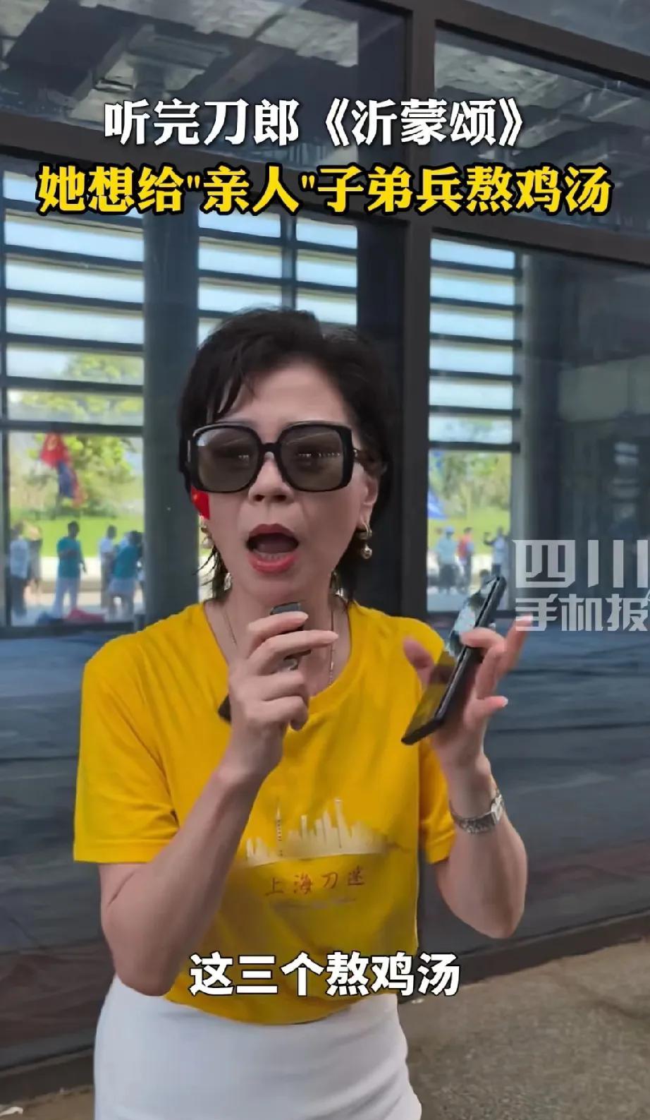 刀郎的魅力，从来都不止于舞台上的歌声。看这海口现场的刀迷，就能明白为啥他能火这么