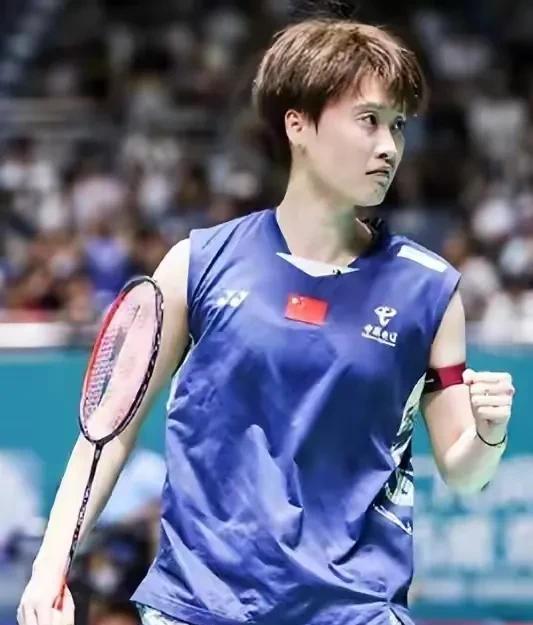 #中国羽毛球公开赛# 最新战报
北京时间7月25日，2025中国羽毛球公开赛展开