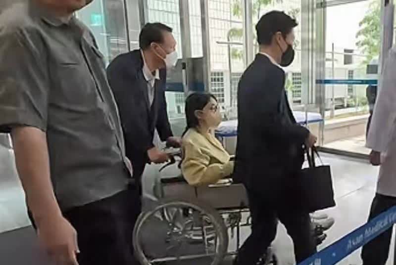 希望李在明总统早发善心：千万莫让金建希死在狱中

世事无常，十个月前还是韩国