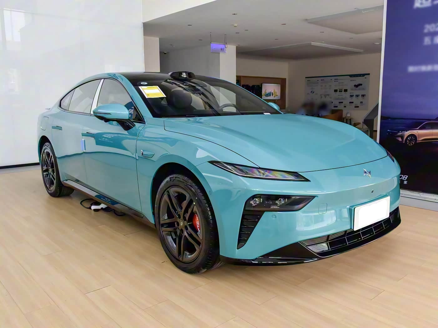 增程版“SU7”即将上市！预售价不足15万，配激光雷达+双电