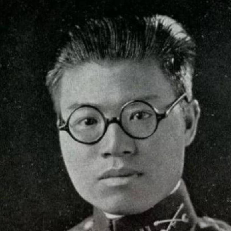 [太阳]1942年，远征军副师长齐学启被俘，面对日军的劝降，他说:“中国军人，可