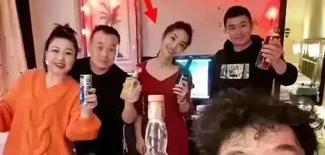 胡歌眼光翻车？娶素人造型师遭群嘲「配不上」，但她拿下男神的真实经历打了多少人的脸