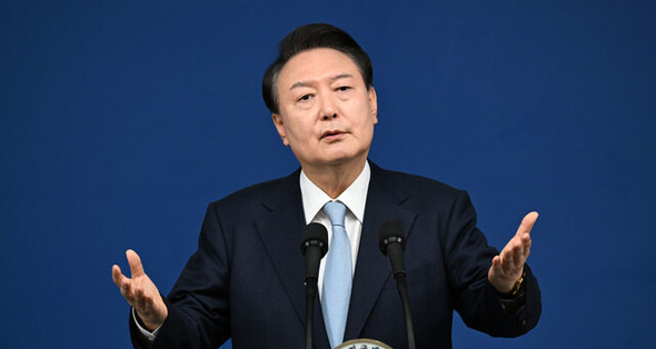 尹锡悦庭审否认内乱指控











太令人震惊了！韩国前总统尹锡悦竟然