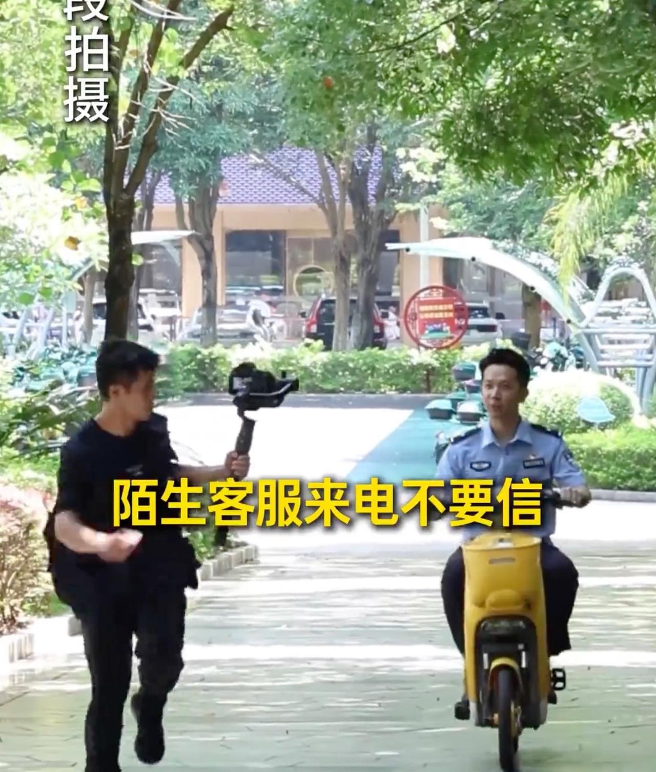 因为没有对手所以才去做了摄影师，这句话再一次好玩儿了！近日看到一段视频拍摄的是一