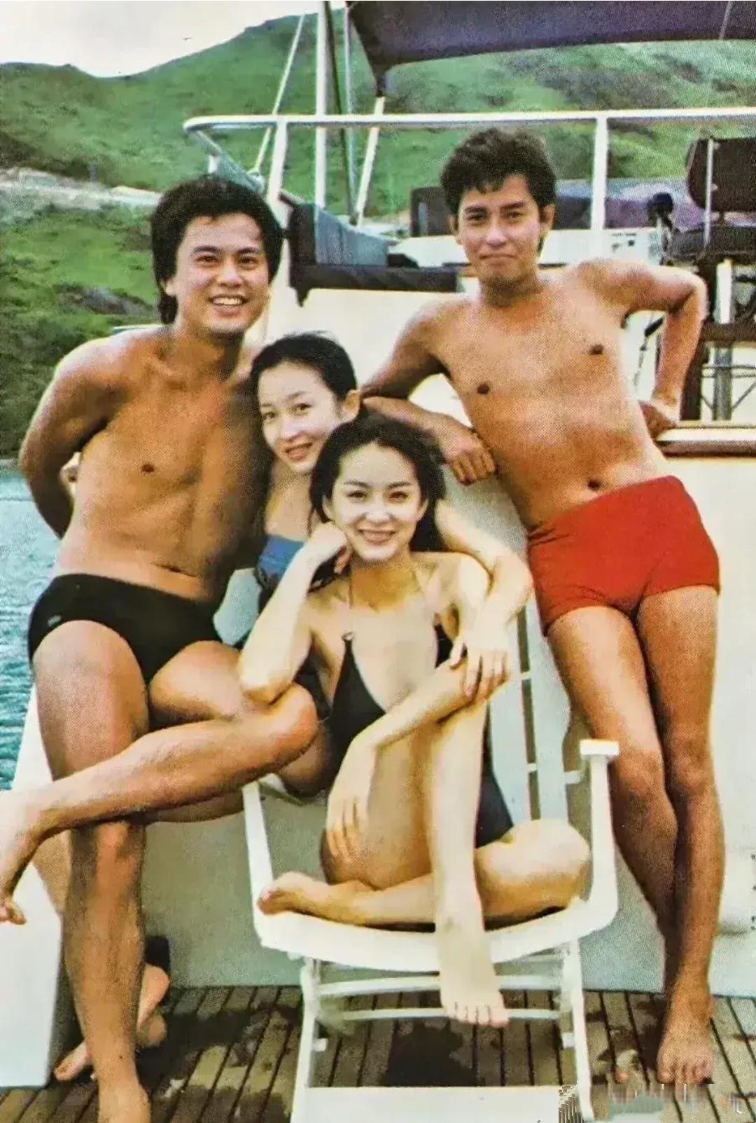 看一看林青霞年轻时候的照片吧