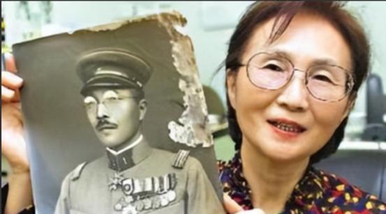 终于找到答案了！日本为什么不承认侵略战争？2007年，日本甲级战犯东条英机的孙女