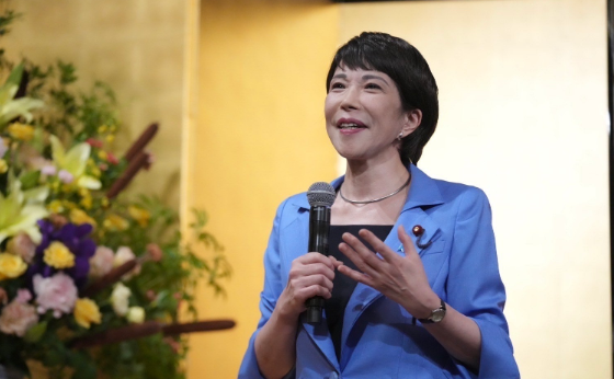 日本在等中国
当地时间10月21日，韩国方面透露，即将成为日本首相的日本执政党自