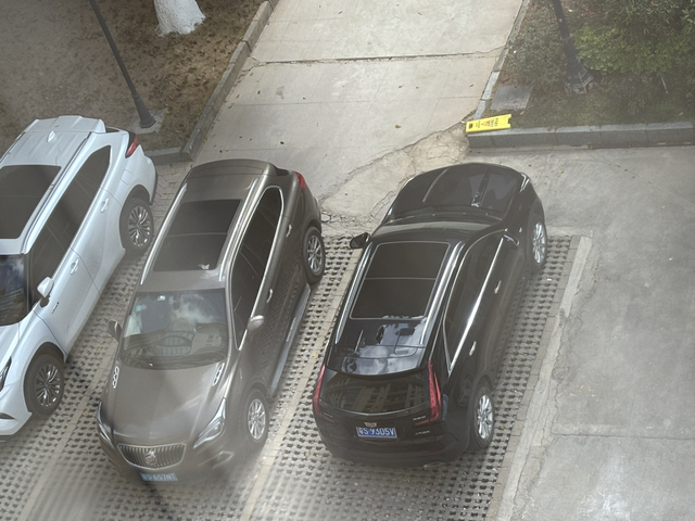 新雅阁底盘悬架怎么样啊？
有没有真实车主来说说，过减速带坑洼质感怎么样啊，手头的